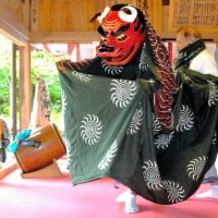 秋季例大祭で保存会によって奉納される国府台神楽囃子＝１４日、いすみ市
