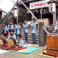 子どもたち伝統の音色、軽妙に　君津「六手の神楽ばやし」奉納