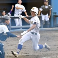 夏覇者から大量点　千葉経大付　第７８回秋季千葉県高校野球大会