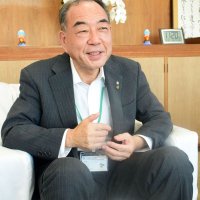 ３小統合３０年４月めどに　スーパー誘致、生鮮食料品特化も　初当選の緑川輝男・白子町長　【インタビュー】