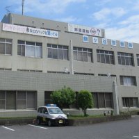公園で大学生から現金奪う　高校生男女３人、強盗致傷容疑で逮捕　鎌ケ谷、顔殴りカッターナイフで脅迫