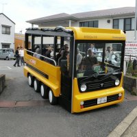 町ぐるみで愛して　市原・若宮団地　グリスロの実証運行始まる　生活の足、交流の機会に