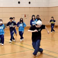 授業でヒップホップ挑戦　豊かな表現力へ、プロ指導　千葉・明聖高