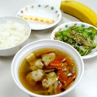 給食で提供された、するもん汁や御宿野菜のナムル
