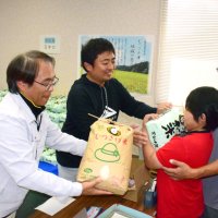 ブランド米を無料で　睦沢町が子育て世帯支援　米価高騰受け