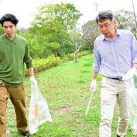 賀来賢人さん参加「ごみ拾い、心もきれいに」　コスモ、市原で環境保全イベント