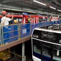 安全に走る仕組み見学　救助訓練で“空中”から脱出　千葉モノレール祭り
