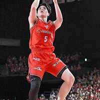 Ｗ杯アジア予選合宿メンバー　渡辺雄、富樫、１９歳瀬川　千葉ジェッツ
