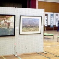 市民の力作１４０点　絵画、書道、工芸、写真　１６日まで袖ケ浦美術展