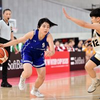 外角シュート光る　昭和学院１年・斉藤　高校バスケ・ウインターカップ	