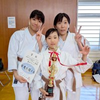 原田さん（成田高）形、組手制す　９３人、２８部門で熱戦　市民文化祭空手の部　成田