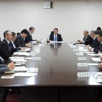 自民１増、逆転区解消せず　千葉県議会定数案　立公など削減主張