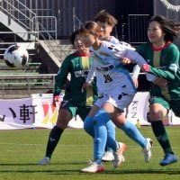 昇格ボンズレディース、ホーム開幕飾れず　攻め手欠き終盤力尽く　サポーター「次こそ」