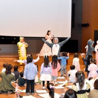 奏者と一緒に歌って踊って　「オーケストラとあそぼう！」　親子ら音楽の魅力体験　千葉市