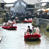 「雛舟」華やかに　雅楽の音色、小江戸巡り　香取・小野川