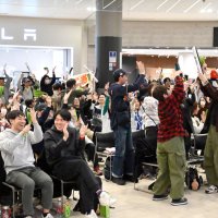 ＷＢＣ、侍一発攻勢に沸く　幕張イオンで日韓戦ＰＶ　川崎宗則選手のトークショーも