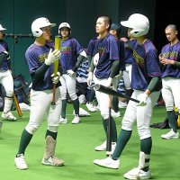悪天候順延２６日決戦　休めることプラスに　高貝主将前向き　第９８回選抜高校野球