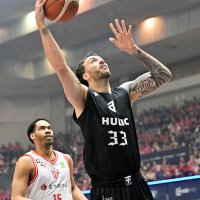 ホームで終盤意地　初の千葉ダービー　アルティーリ千葉