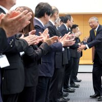 東金・鹿間市長が退任　財政再建「支えあってこそ」