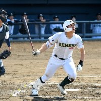 吉岡、風格５打点　４連覇へ専大松戸完勝　第７９回春季千葉県高校野球