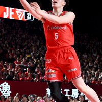 千葉Ｊ－群馬　第２クオーター、シュートを放つ千葉Ｊ・瀬川