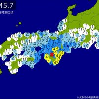 関東・中部・近畿・中国・四国・九州で地震　Ｍ５．７　東京、神奈川、大阪、愛知、兵庫などで揺れ　最大震度４　震源は奈良県　地震が及んだ地域人口４７０２万人
